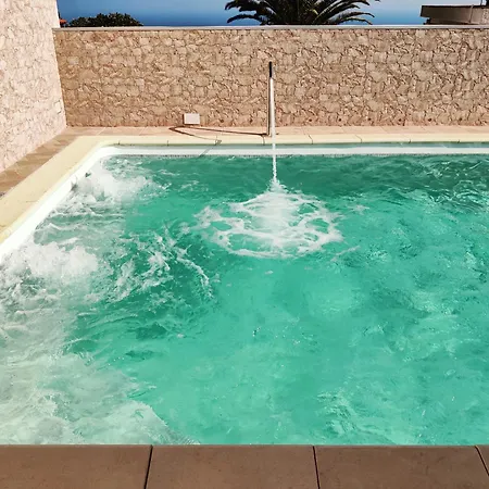Queca Private Heated Pool Cannon Water And Jacuzzi 펜션 산타크루스데 테네리페